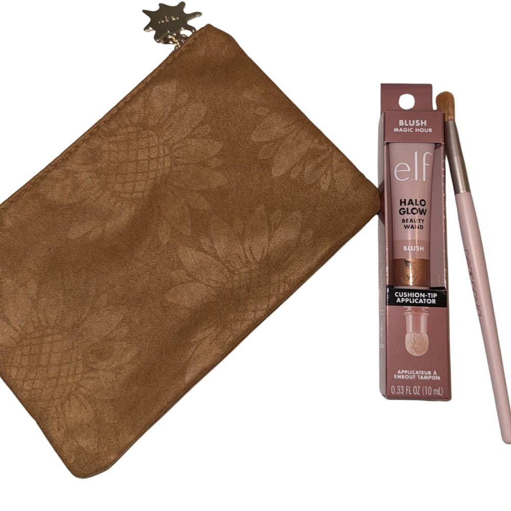 Ipsy Small Makeup Bag w/e.l.f. Liquid Blush & Brush - Picture 2 of 3